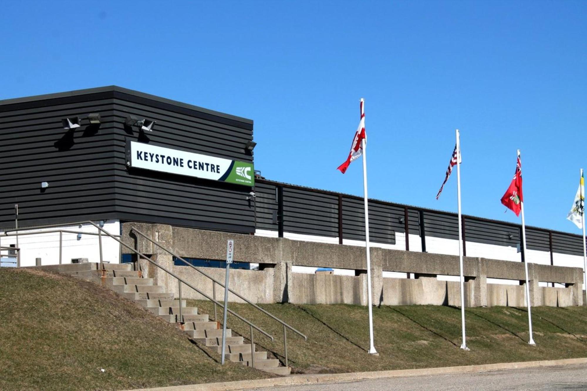 Holiday Inn Express & Suites - Brandon By Ihg Exteriör bild